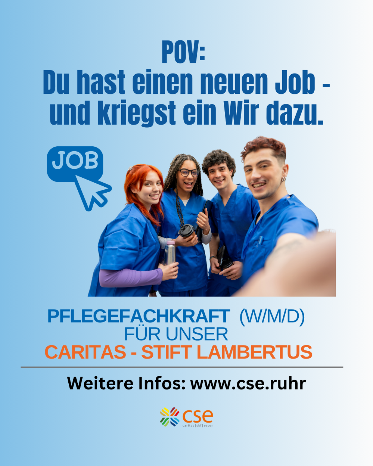 eine Gruppe junger Menschen in typischer Pflegekleidung